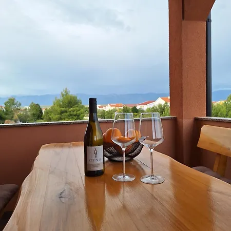 Martinovic 아파트 *